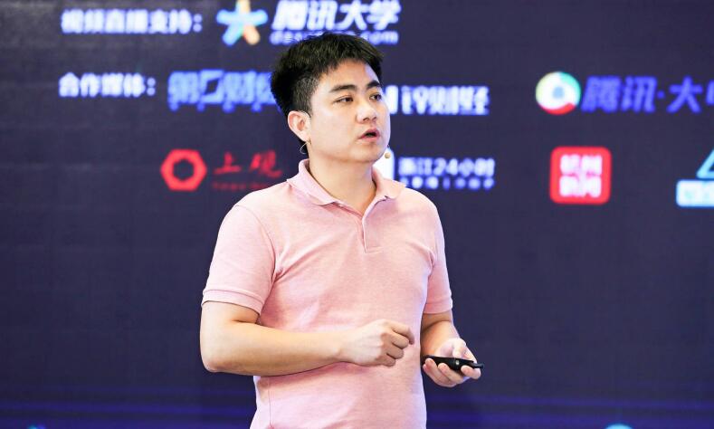 《热血大灌篮》胡斌 四人团队的创新突围，如何以小搏大实现百万DAU？